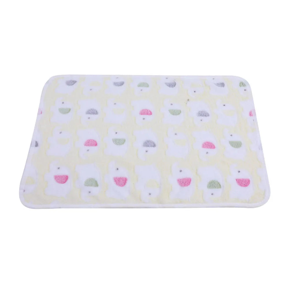 Pet Blanket Dog Puppy Blanket Paw Print Fleece Blanket for Small Medium Large Pet Dog Cat Warm Soft Sleep Mat Doggy Bed Blanket