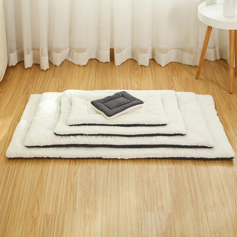 Washable Dog Bed Mat, Soft Fleece Pet Crate Pad for Dogs & Cats, All Seasons
